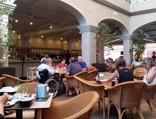 Cafetería Montroig